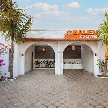 Baliem Coliving Aparthotel Jimbaran Εξωτερικό φωτογραφία