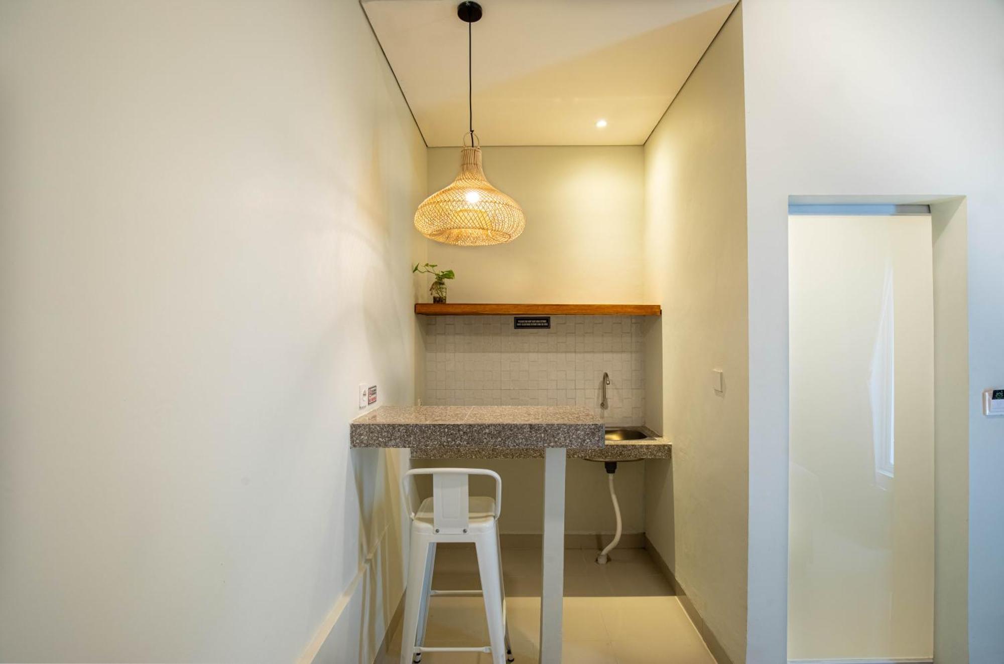 Baliem Coliving Aparthotel Jimbaran Εξωτερικό φωτογραφία
